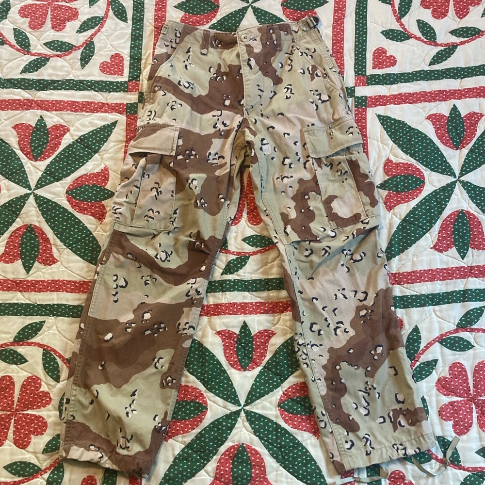 Vintage chocolate chip camo pants